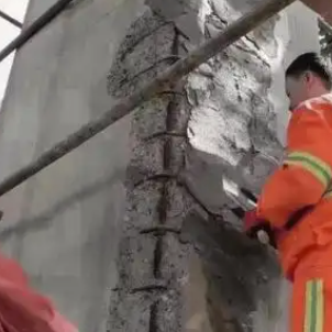 永州梁板柱楼梯空洞蜂窝剥落露筋等表面破损修补用高强聚合物修补砂浆